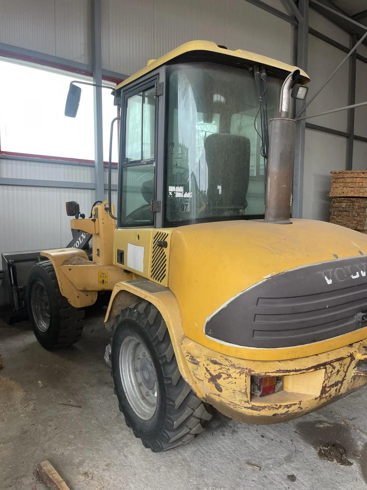 Челен товарач Volvo L30 B-Z, снимка 2 - Индустриална техника - 56656184