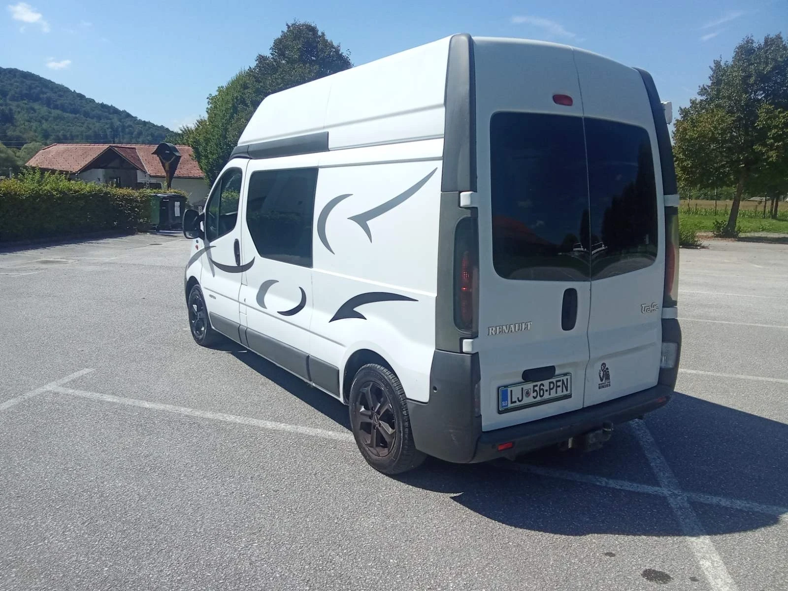 Кемпер Renault Trafic - изображение 4