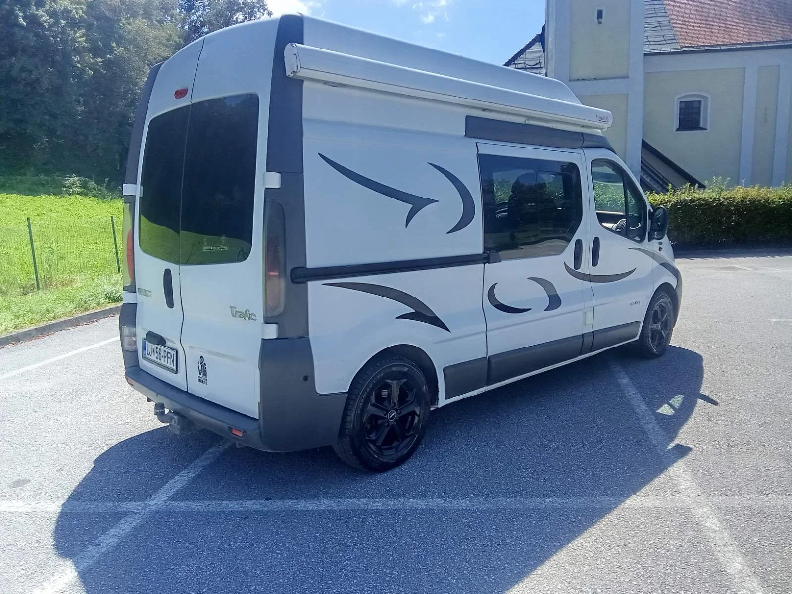 Кемпер Renault Trafic - изображение 3