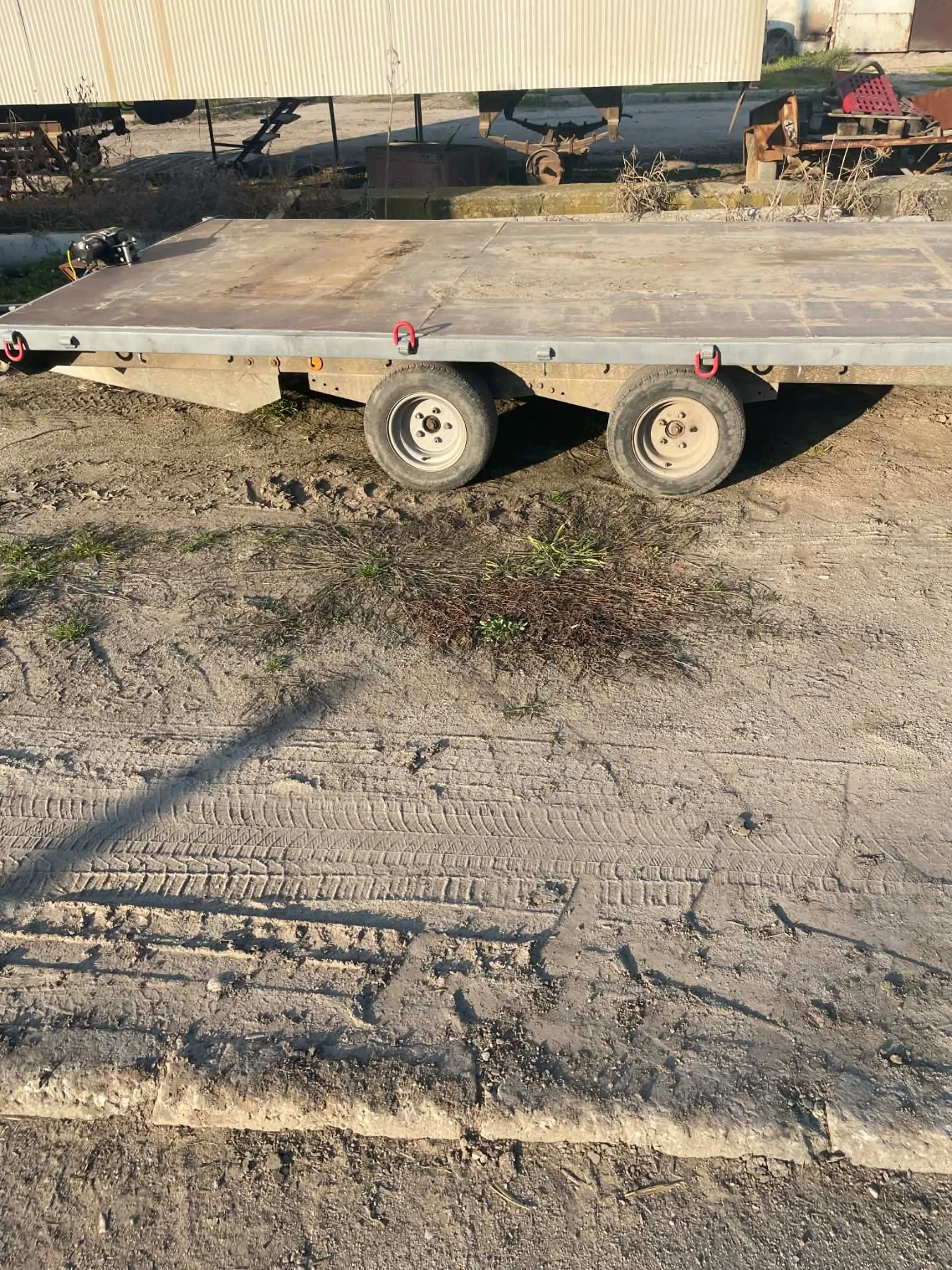 За автомобил Eduard, снимка 2 - Ремаркета - 53739473