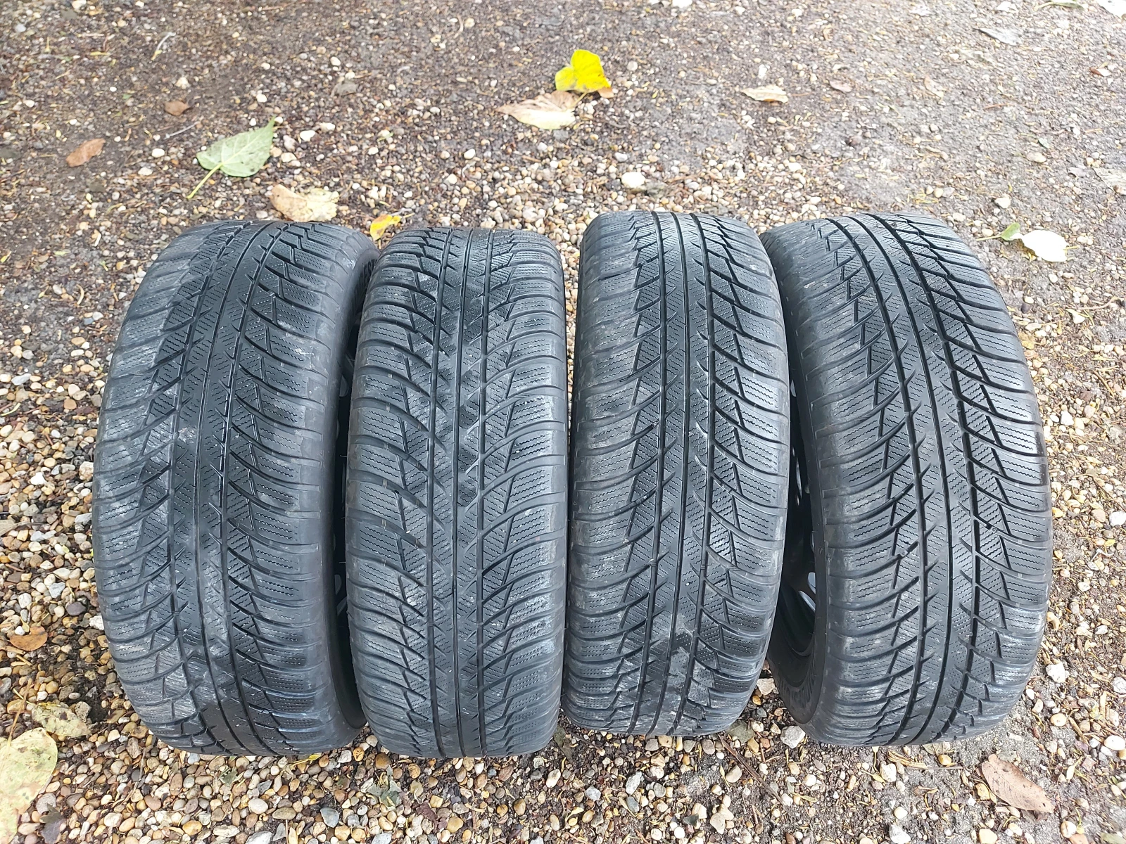 Гуми Зимни 205/60R16