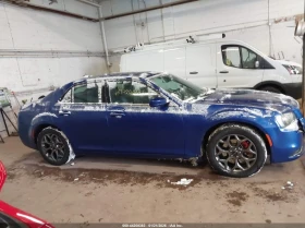 Chrysler 300c 3.6l 300 300S Awd, снимка 13