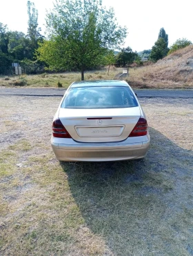 Mercedes-Benz C 220 Avangarde, снимка 3