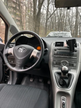 Toyota Auris, снимка 11