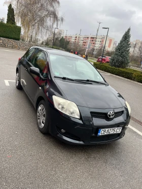 Toyota Auris, снимка 1