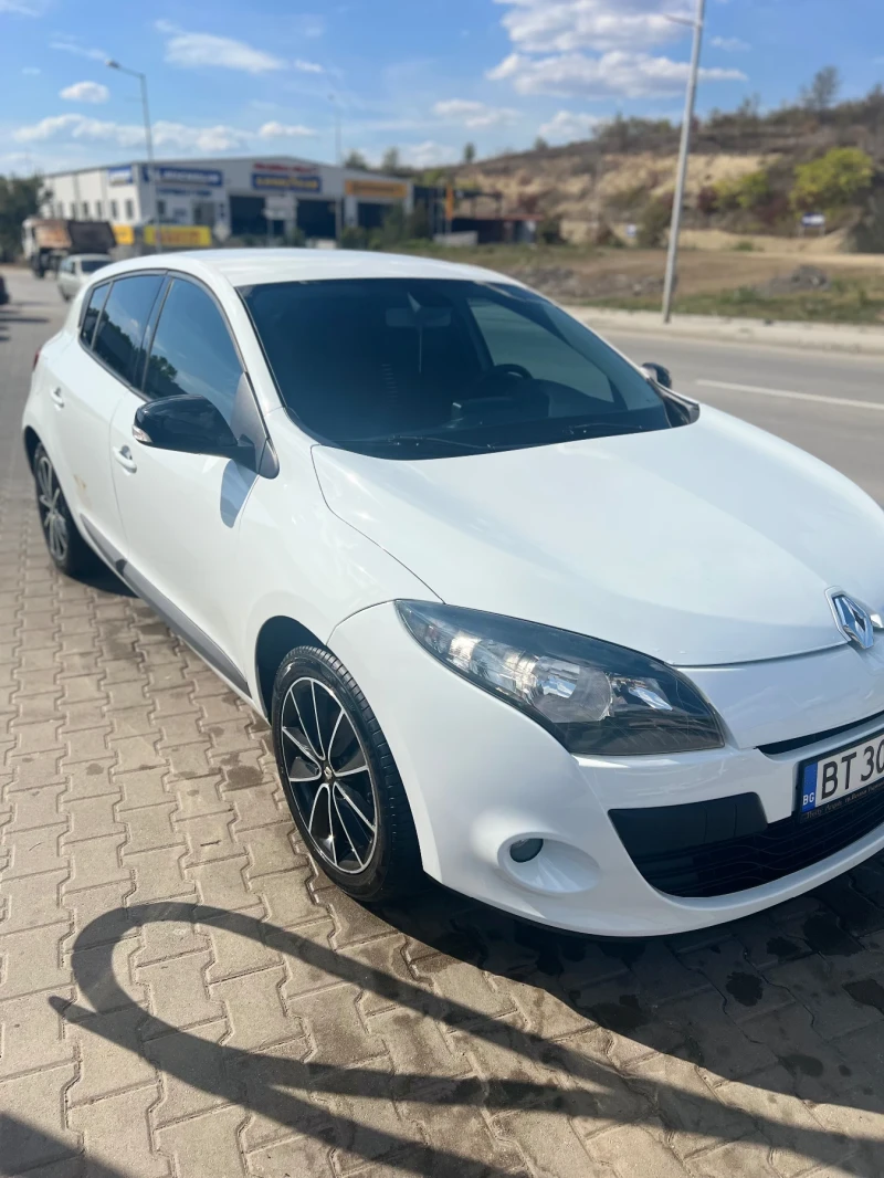 Renault Megane 3, снимка 3 - Автомобили и джипове - 47343024