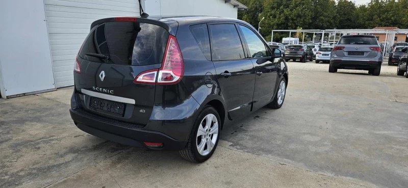 Renault Scenic 1.5dci * 110k.c* Navi* UNIKAT* , снимка 14 - Автомобили и джипове - 47456278