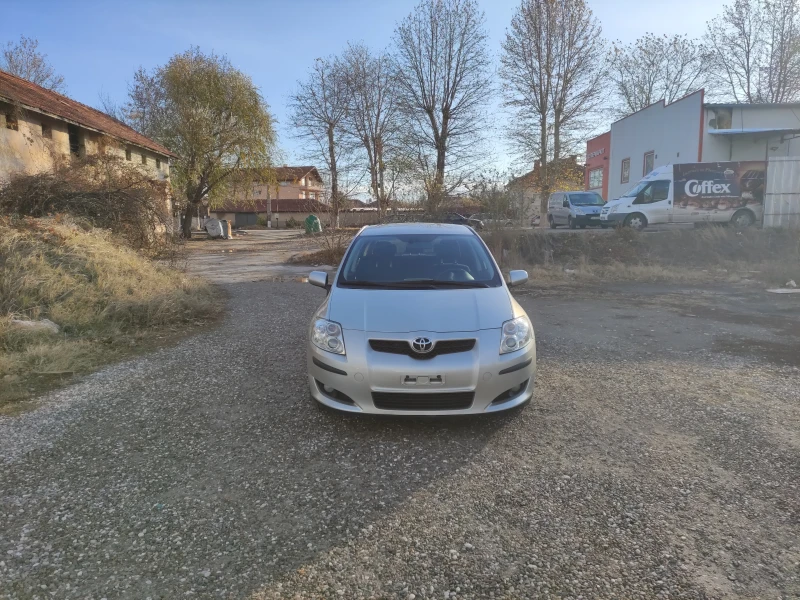 Toyota Auris 14д като нов, снимка 3 - Автомобили и джипове - 48074914