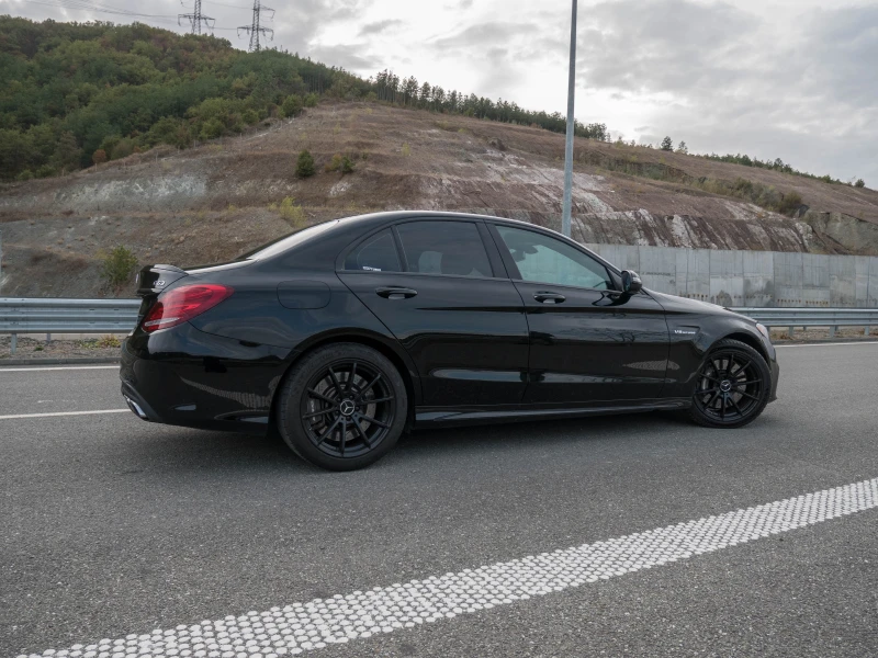 Mercedes-Benz C 63 AMG V8, снимка 12 - Автомобили и джипове - 48737500