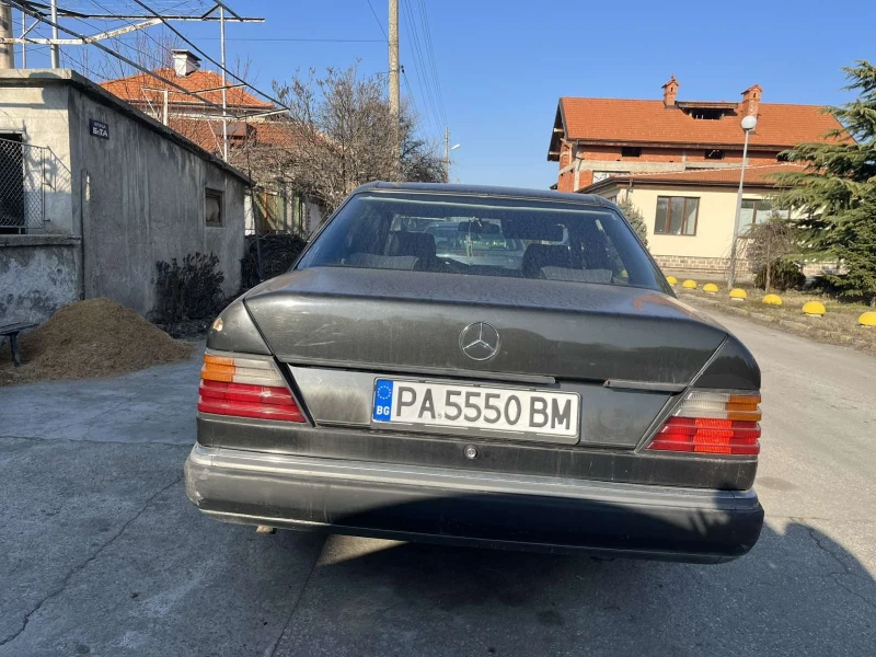 Mercedes-Benz 124, снимка 7 - Автомобили и джипове - 49054929