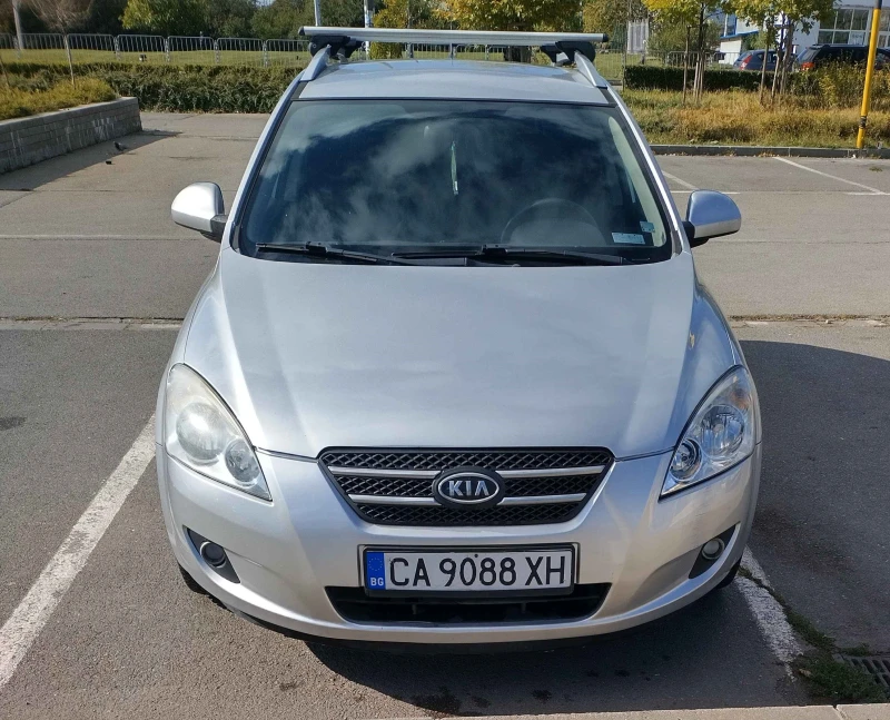 Kia Ceed, снимка 1 - Автомобили и джипове - 49241788