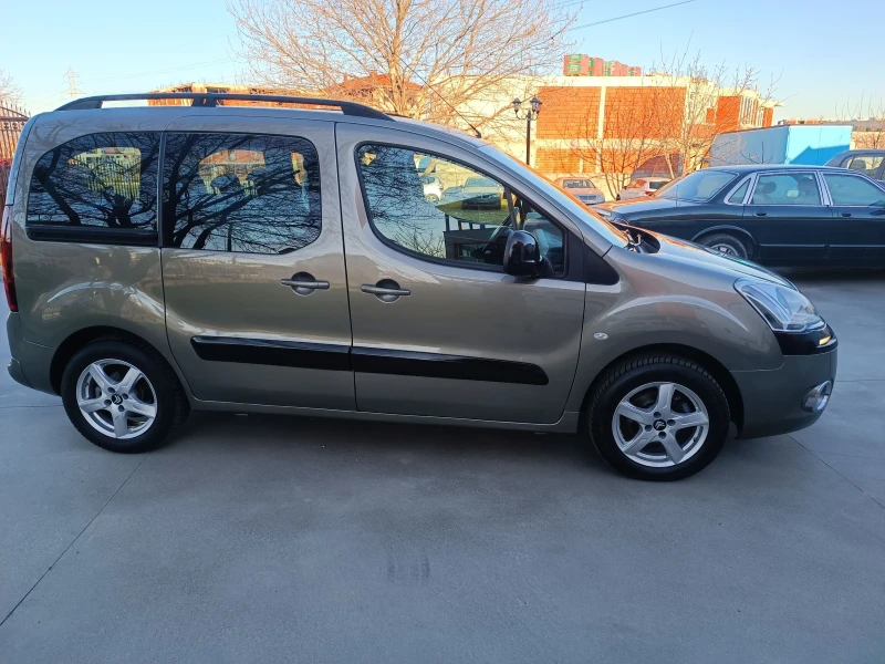 Citroen Berlingo 1.6 E-HDI 92 ks.Multispace, снимка 5 - Автомобили и джипове - 52568186