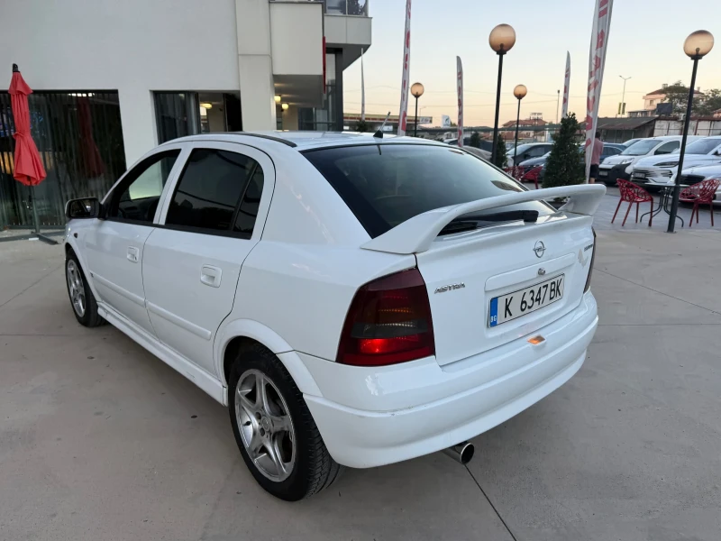 Opel Astra Рекаро/КОЖА/Климатроник/Борд, снимка 4 - Автомобили и джипове - 51848380
