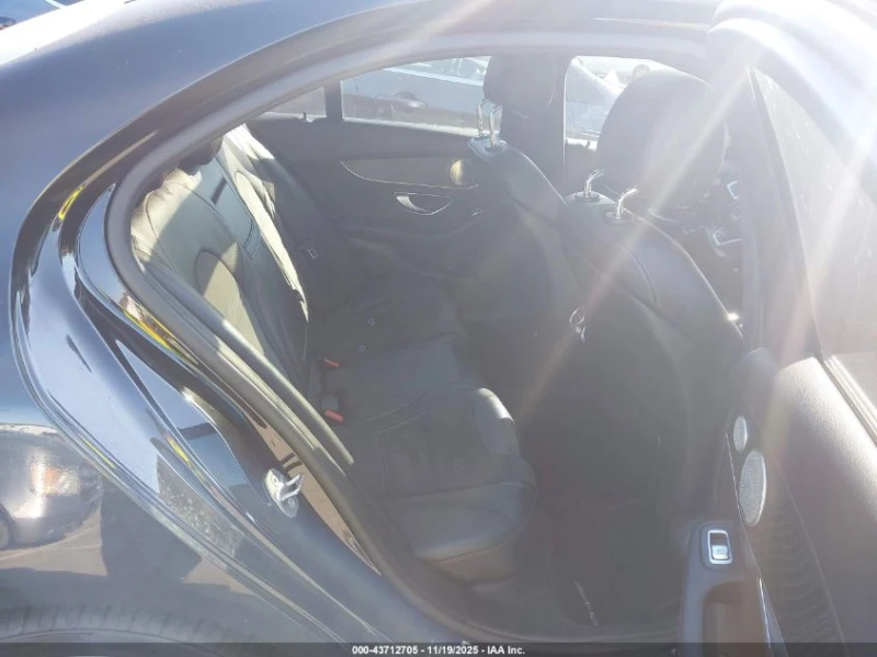 Mercedes-Benz C 43 AMG * Burmester* 4MATIC* Крайна цена, снимка 9 - Автомобили и джипове - 52938074