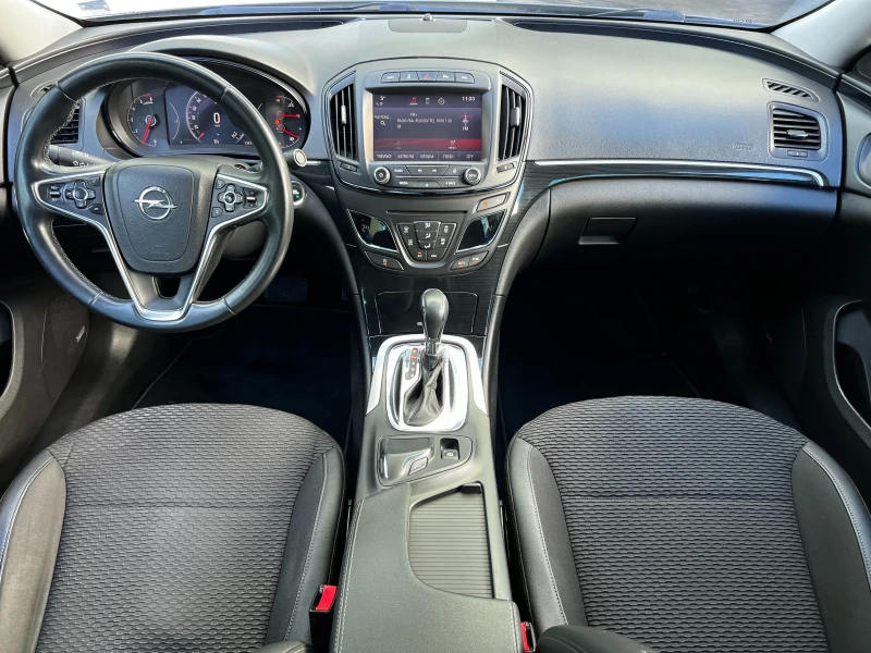 Opel Insignia OPC Line, снимка 9 - Автомобили и джипове - 53259795