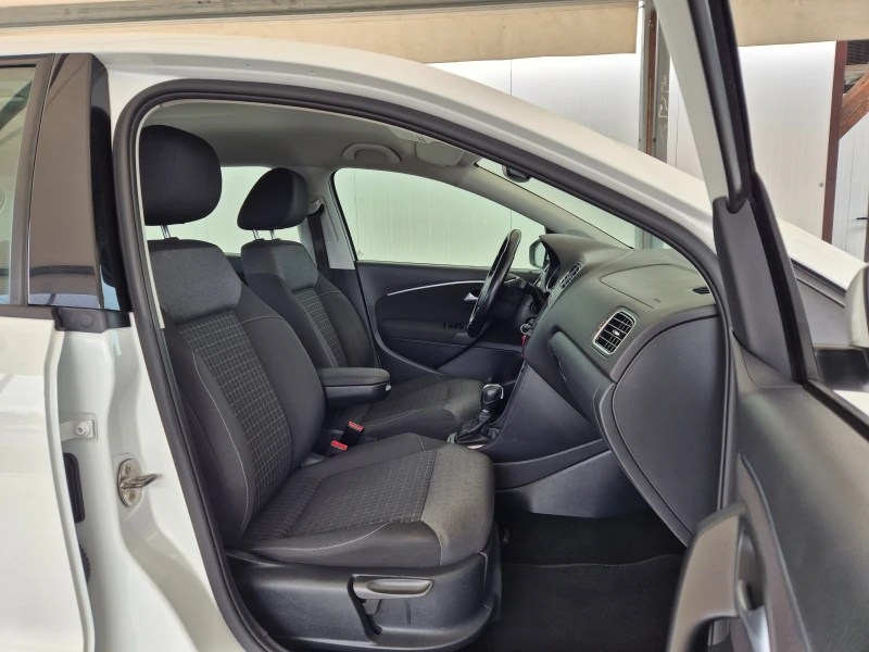 VW Polo 1.4TDI* R-Line* AUTOMAT* , снимка 10 - Автомобили и джипове - 53419982