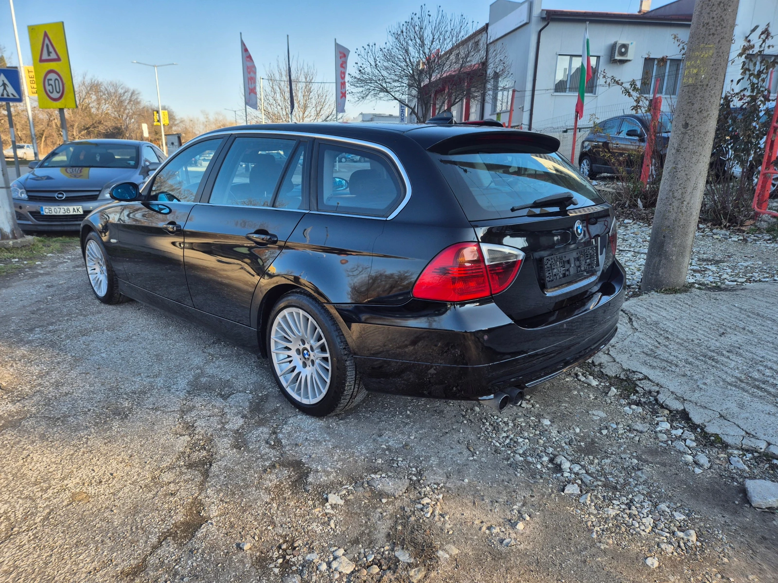 BMW 330 XD, NAVI, 231k.s - изображение 5