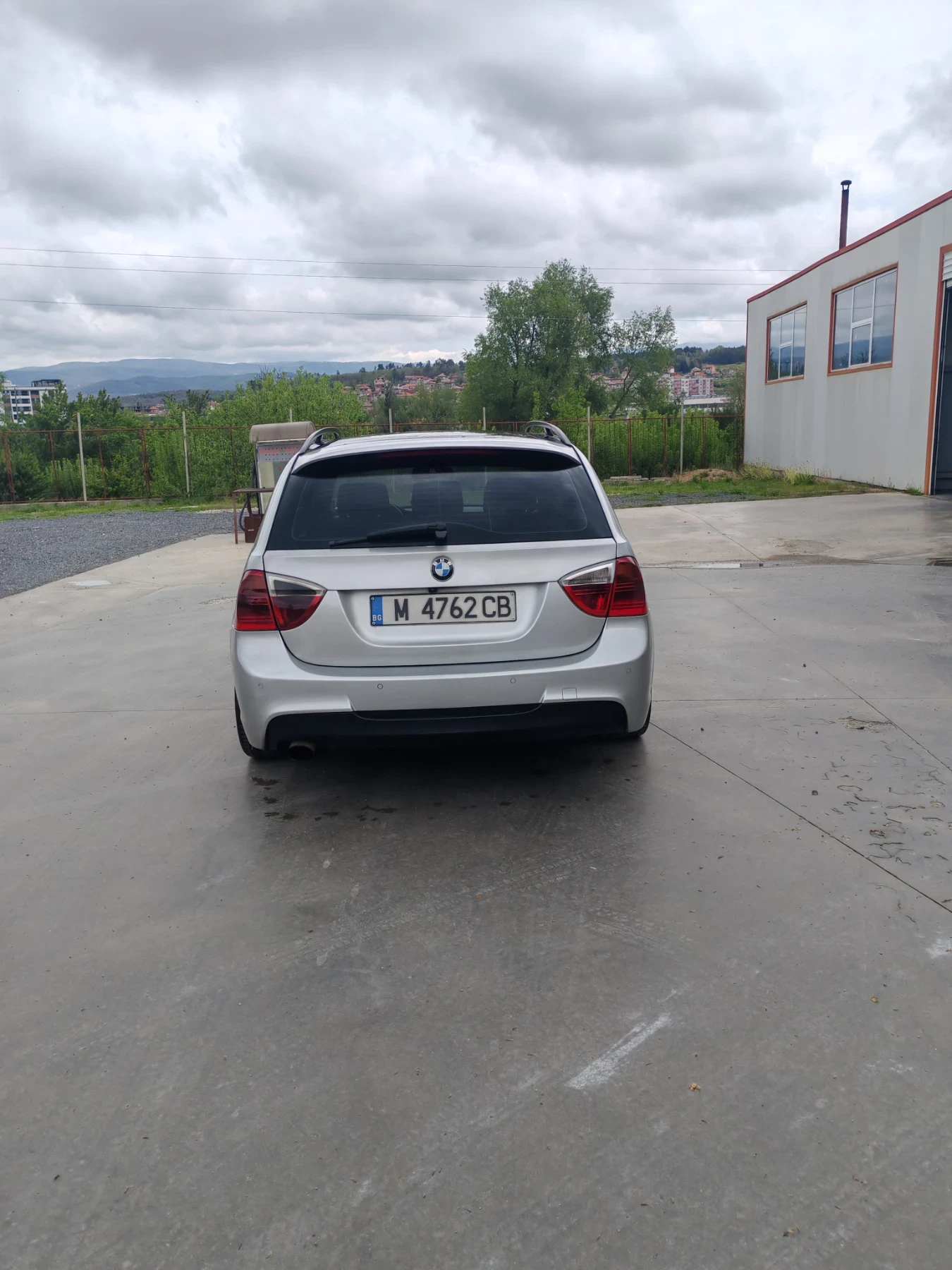 BMW 320 Е91 - изображение 8
