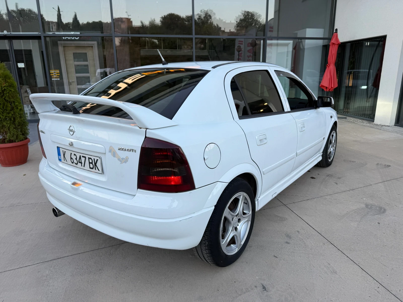 Opel Astra Рекаро/КОЖА/Климатроник/Борд - изображение 6