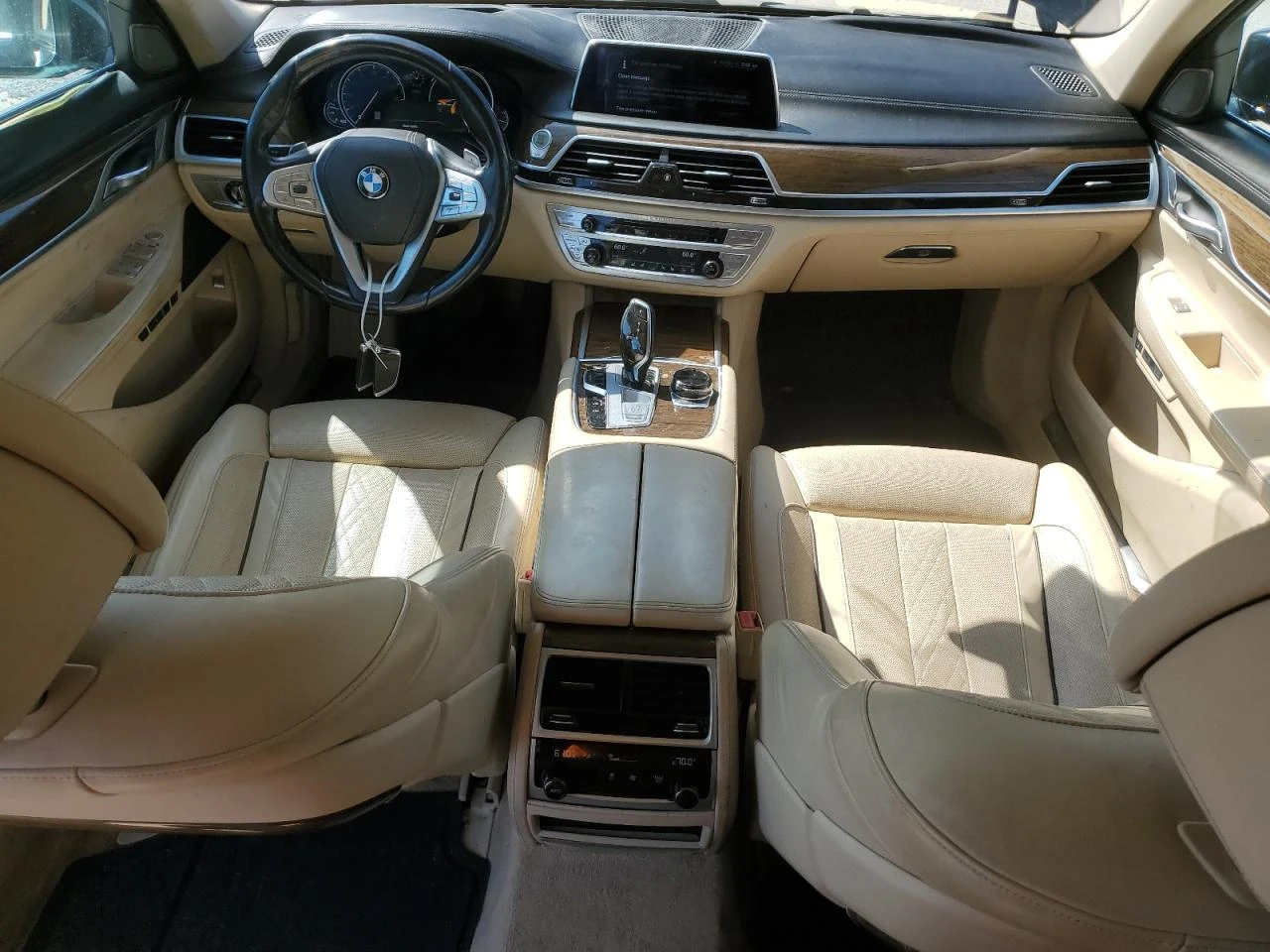 BMW 740 ДИГИТАЛНО* ТАБЛО* ДИСТРОНИК* 360КАМЕРА* LANE* ASSI - изображение 7