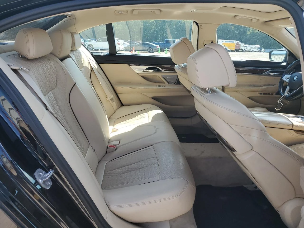 BMW 740 ДИГИТАЛНО* ТАБЛО* ДИСТРОНИК* 360КАМЕРА* LANE* ASSI - изображение 10