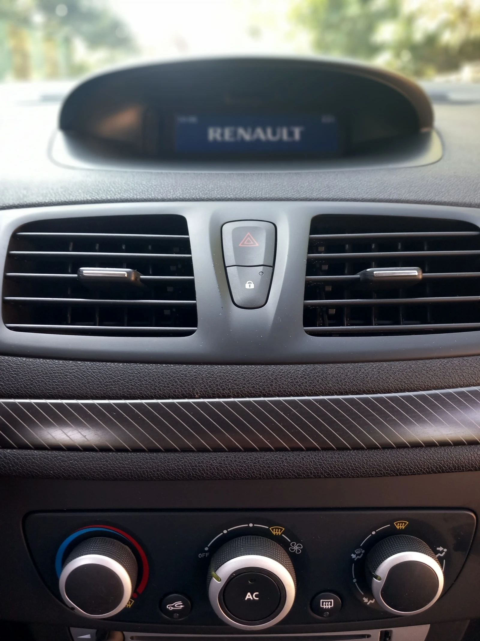 Renault Megane | Mobile.bg   11