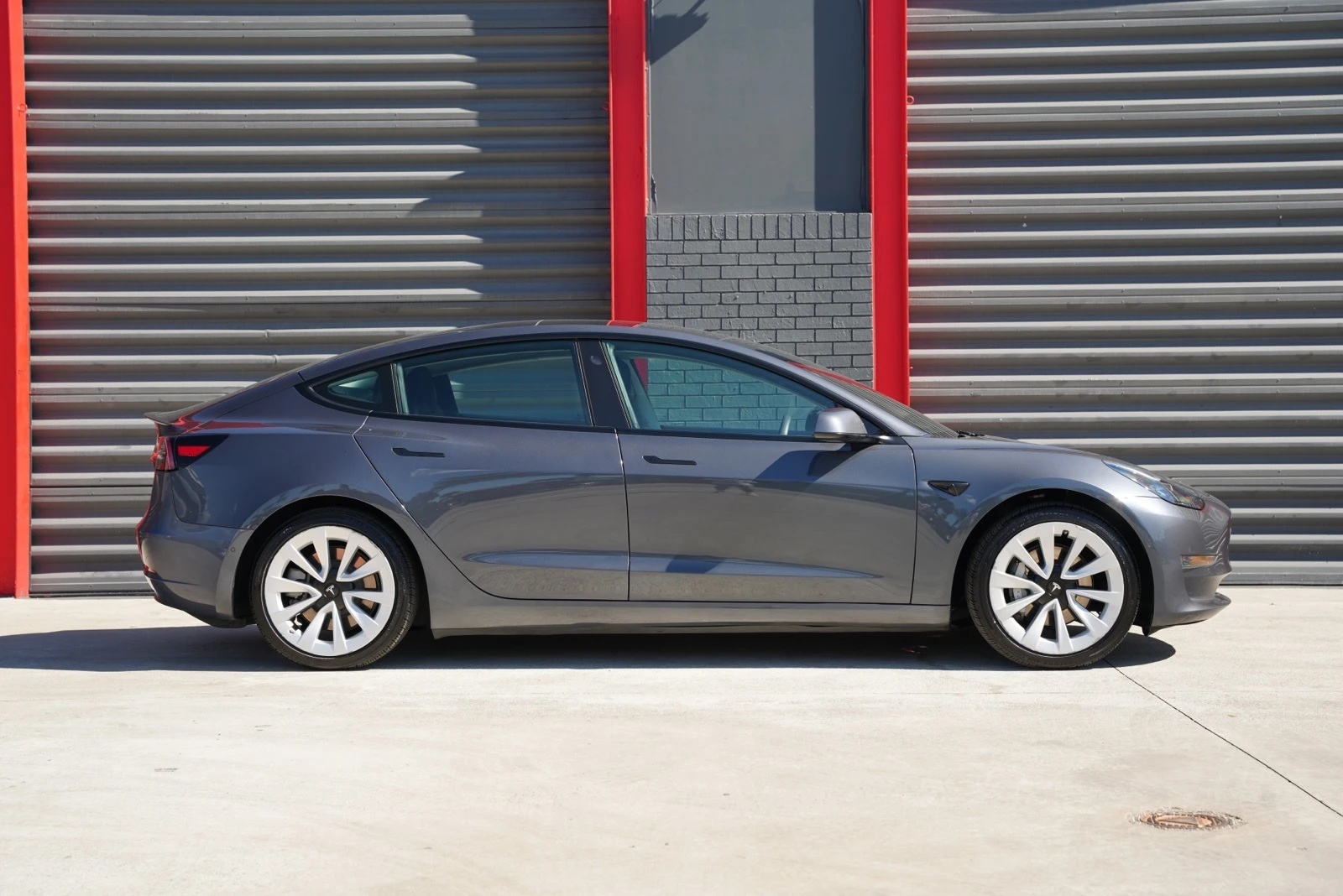 Tesla Model 3 * *   *  | Mobile.bg   5