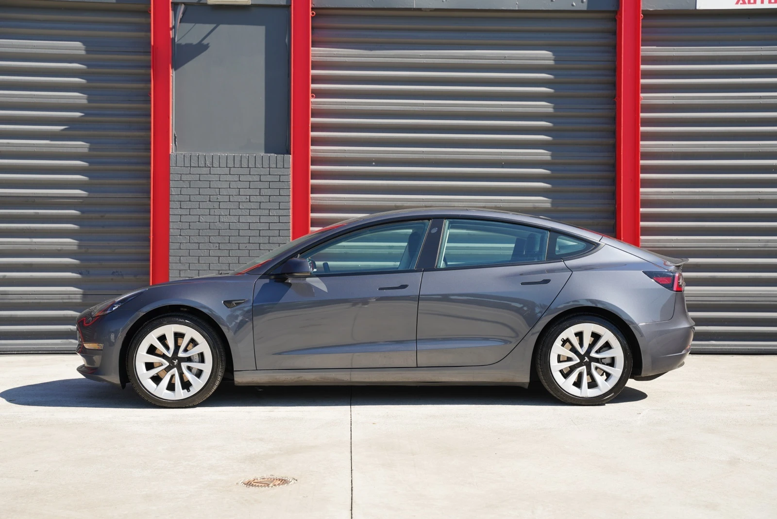 Tesla Model 3 * *   *  | Mobile.bg   8
