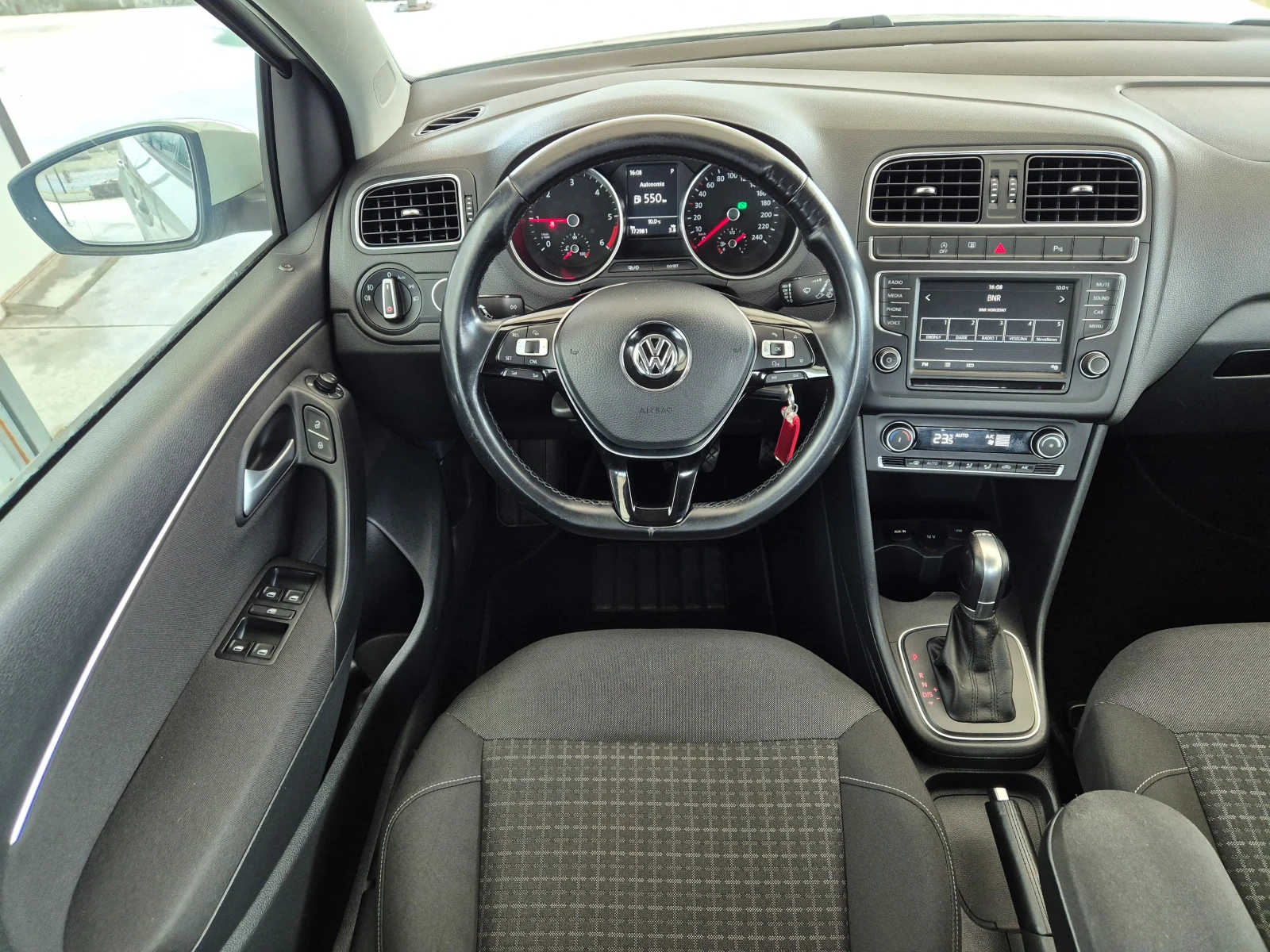 VW Polo 1.4TDI* R-Line* AUTOMAT*  | Mobile.bg � ����������� 12