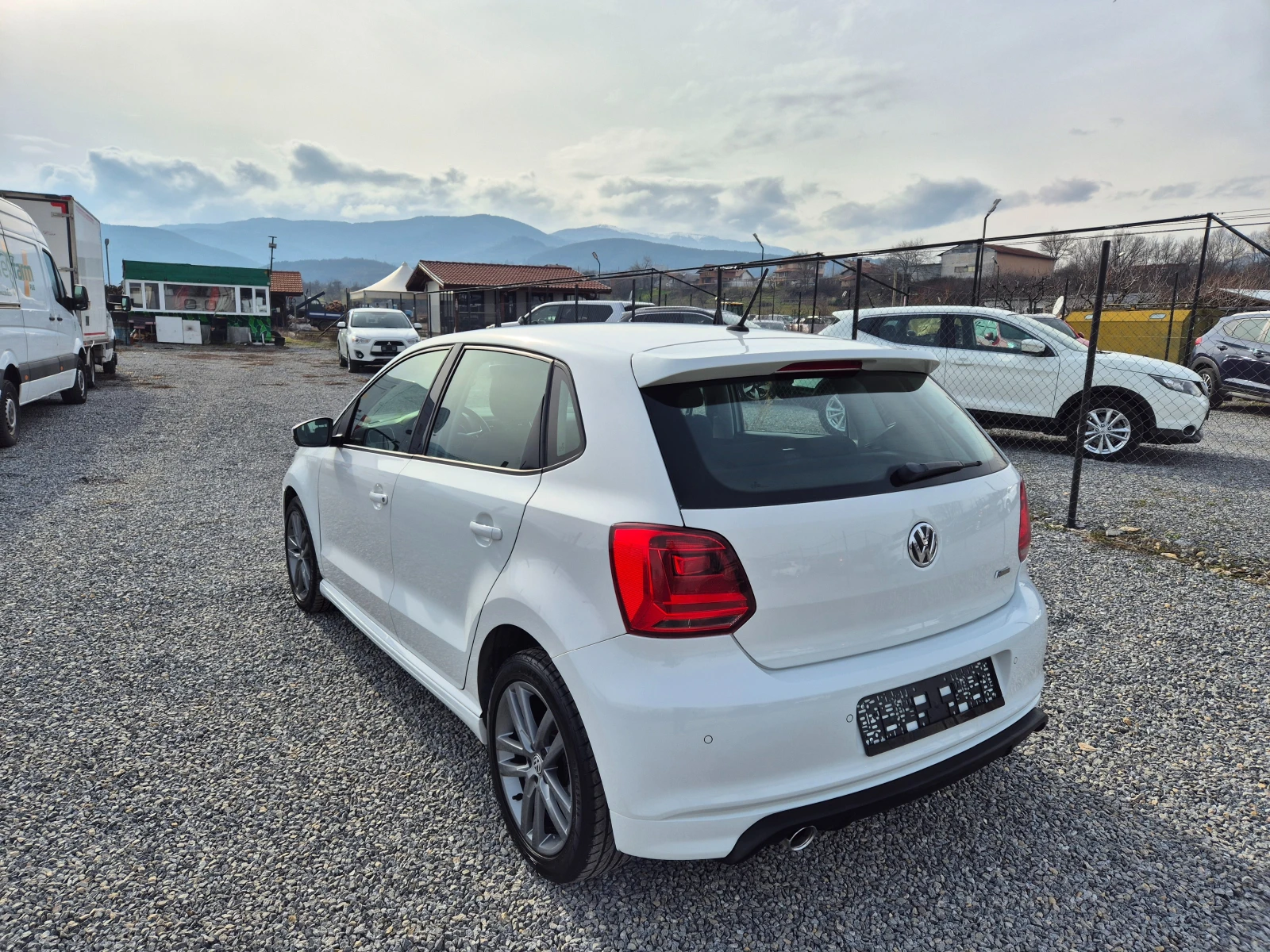 VW Polo 1.4TDI* R-Line* AUTOMAT*  - изображение 4