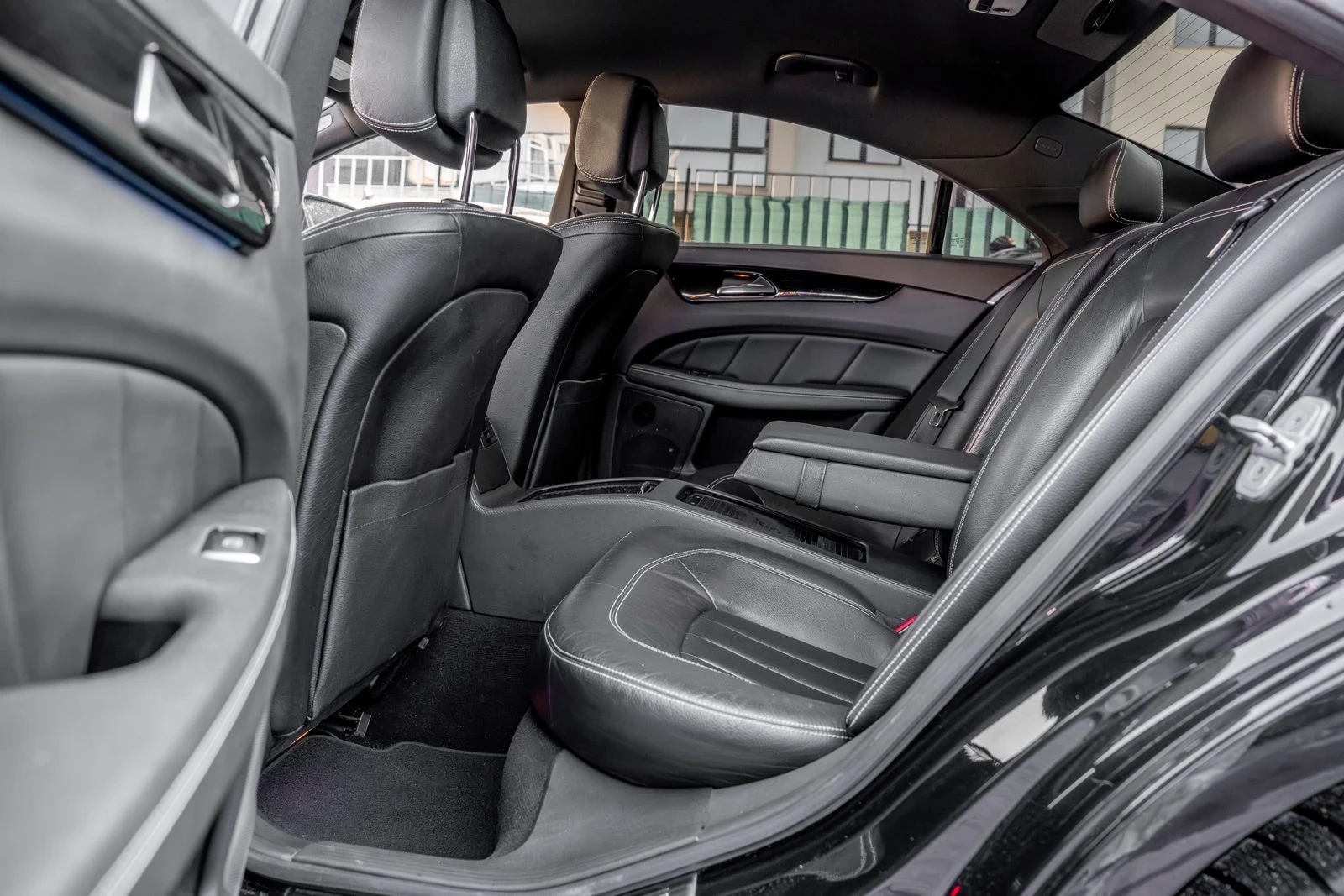 Mercedes-Benz CLS 350 CDI-AMG Line-FULL LED-AMBIENT-NAVI-F1-TOP | Mobile.bg � ����������� 14