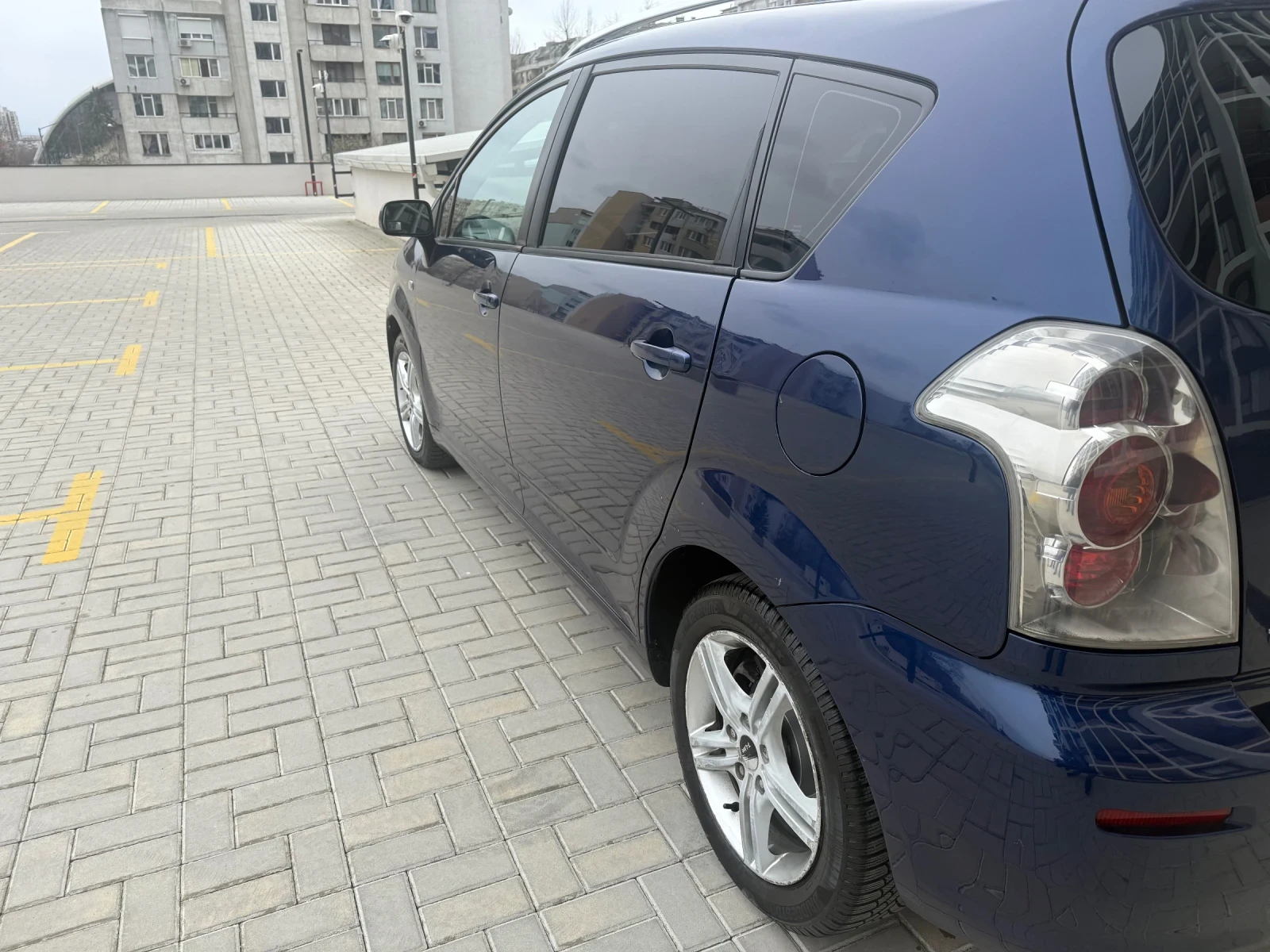 Toyota Corolla verso, снимка 3 - Автомобили и джипове - 53933268