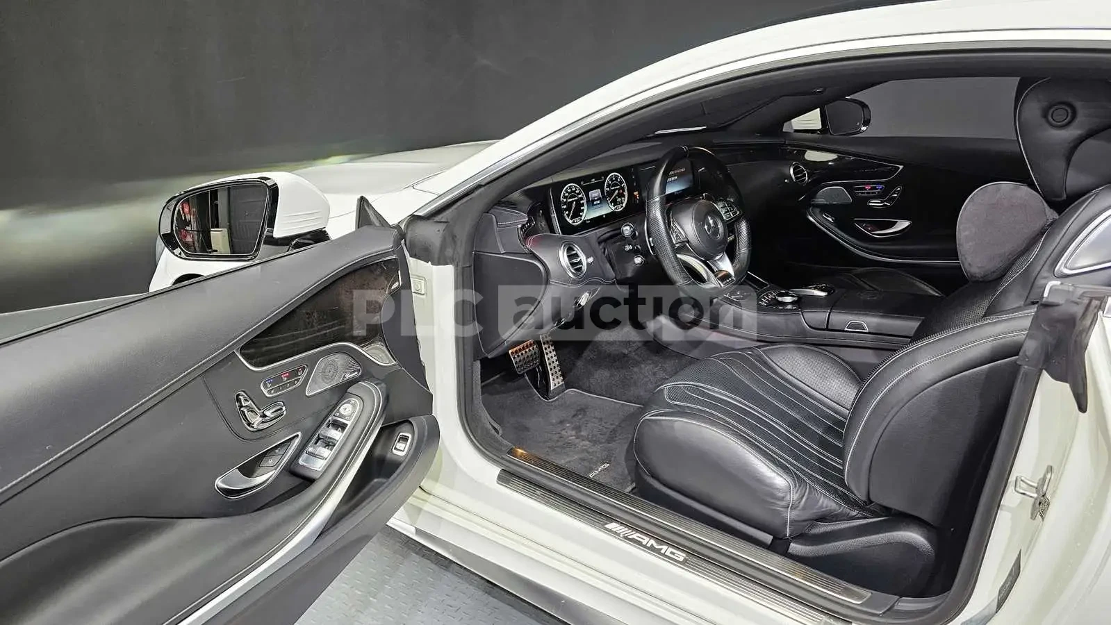 Mercedes-Benz S 63 AMG 2017* DESIGNO* AIRMATIC* PANO* FULL* КРАЙНА ЦЕНА, снимка 10 - Автомобили и джипове - 53946750