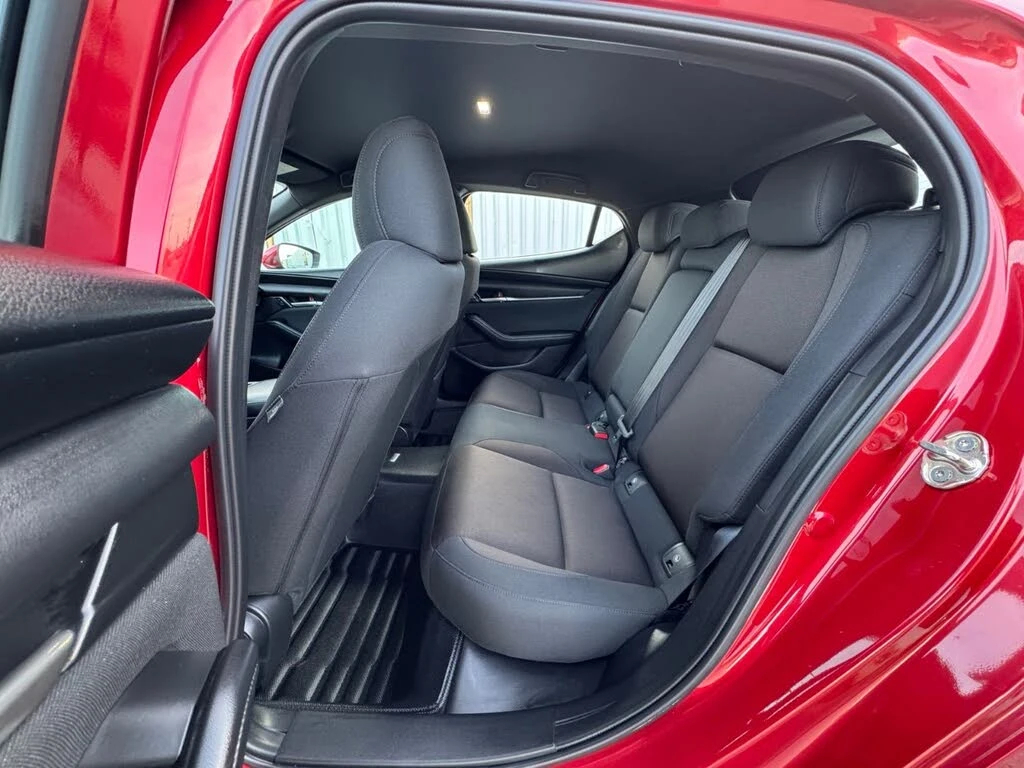 Mazda 3 Sport GS AWD АвтоКредит  (ЦЕНА ДО БГ), снимка 5 - Автомобили и джипове - 54240933