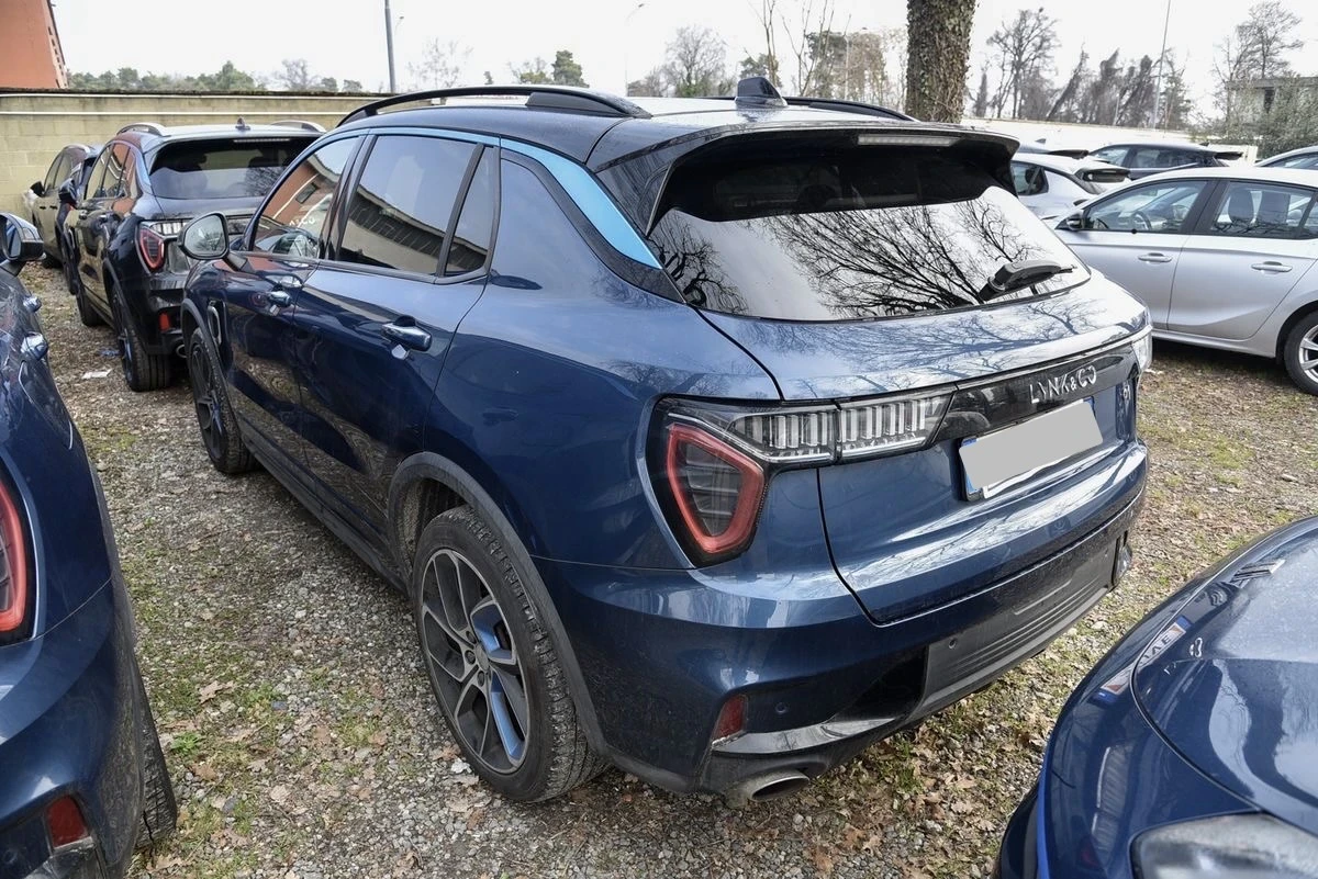 LynkCo 01 1.5 PHEV, снимка 3 - Автомобили и джипове - 54260017