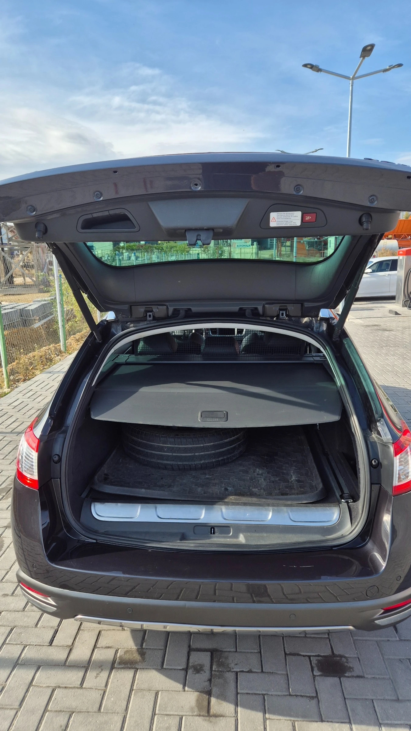 Peugeot 508 RXH Hybrid, снимка 10 - Автомобили и джипове - 54503334