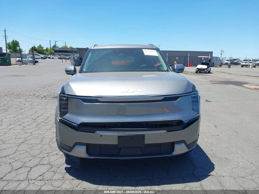 Kia EV9 Wind, снимка 12 - Автомобили и джипове - 55126985