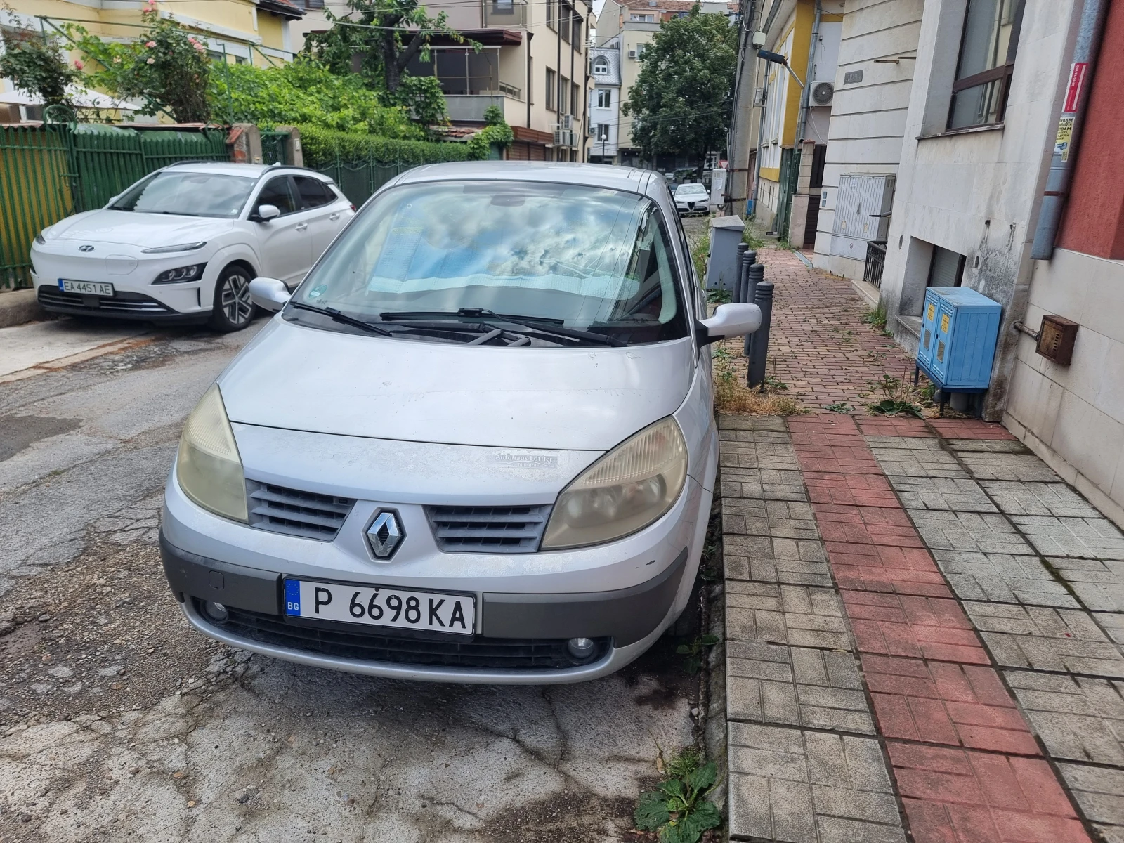 Renault Scenic 1.9 DCI, снимка 5 - Автомобили и джипове - 55349774