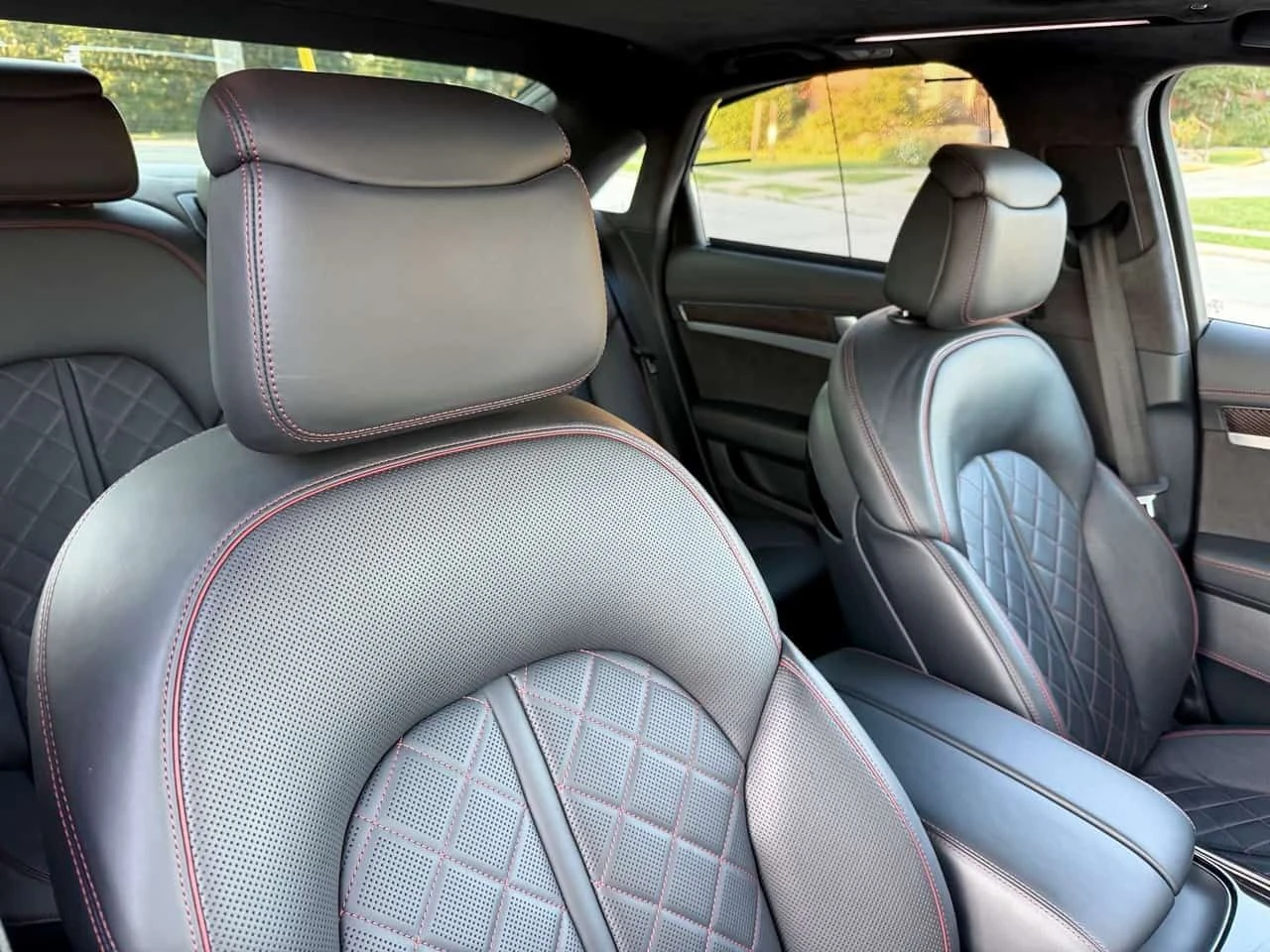 Audi S8 Plus| 605HP| 3D B&O| DESIGN PCKG| RED CARBON FIBRE | Mobile.bg � ����������� 15