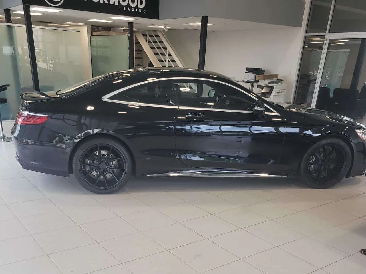 Mercedes-Benz S 63 AMG * COUPE* АВТОКРЕДИТ БЕЗ ПЪРВОНАЧАЛНА ВНОСКА* , снимка 3 - Автомобили и джипове - 55670943