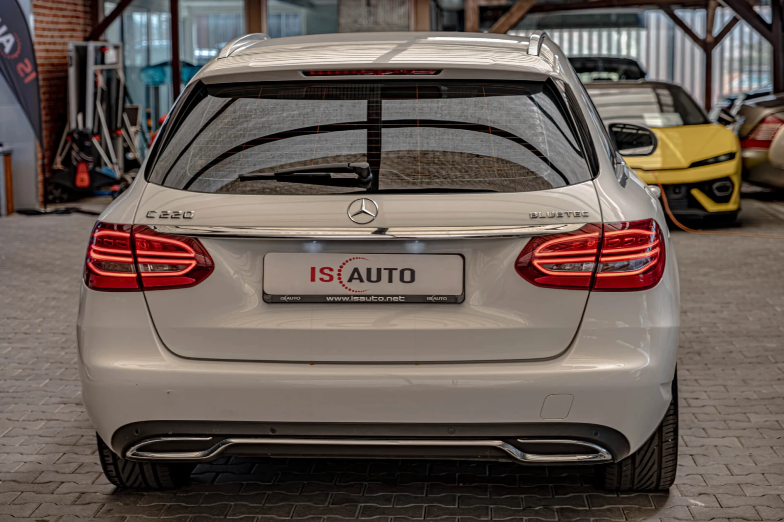 Mercedes-Benz C 220 CDI/Avangarde/F1/PDC/MultiBeam Led/Dynamic Select, снимка 4 - Автомобили и джипове - 55902877