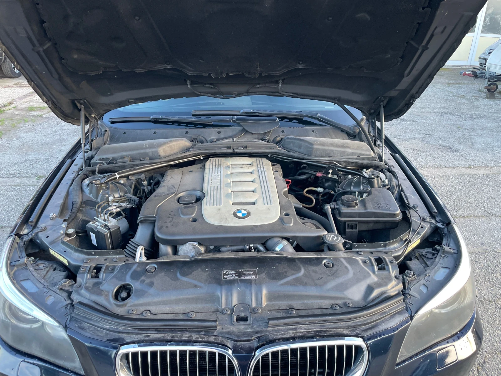 BMW 530 D 231к.с. Individual, снимка 15 - Автомобили и джипове - 56138068