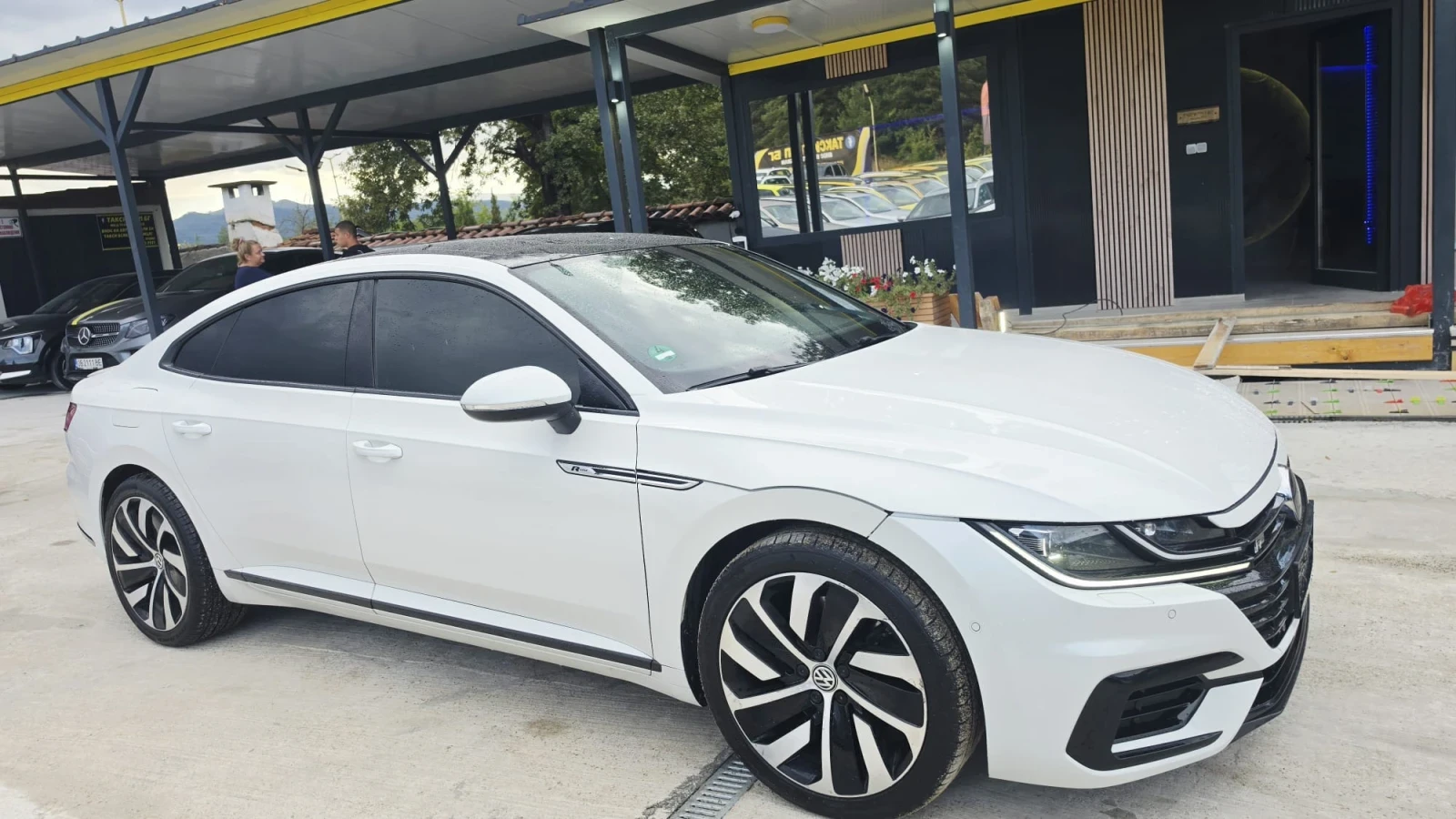 VW Arteon, снимка 4 - Автомобили и джипове - 56219772