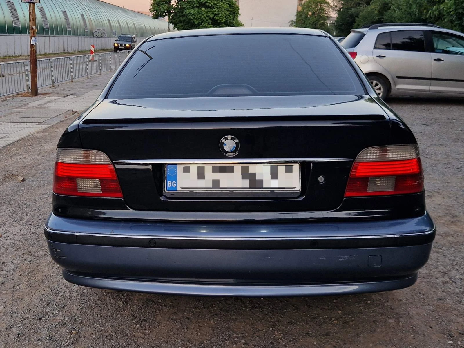 BMW 530 d Exclusive, снимка 2 - Автомобили и джипове - 56354813