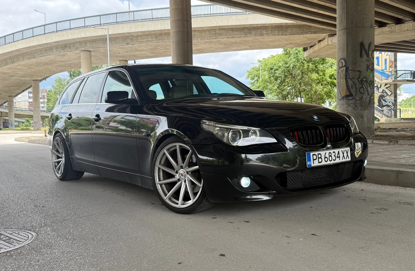BMW 530, снимка 6 - Автомобили и джипове - 56524171