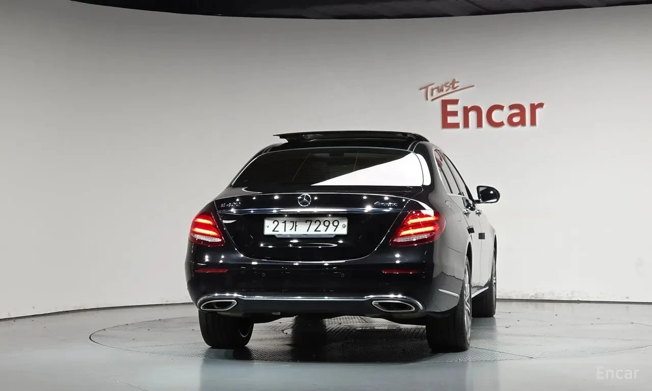 Mercedes-Benz E 400 * E400 4MATIC Exclusive * , снимка 4 - Автомобили и джипове - 56628258
