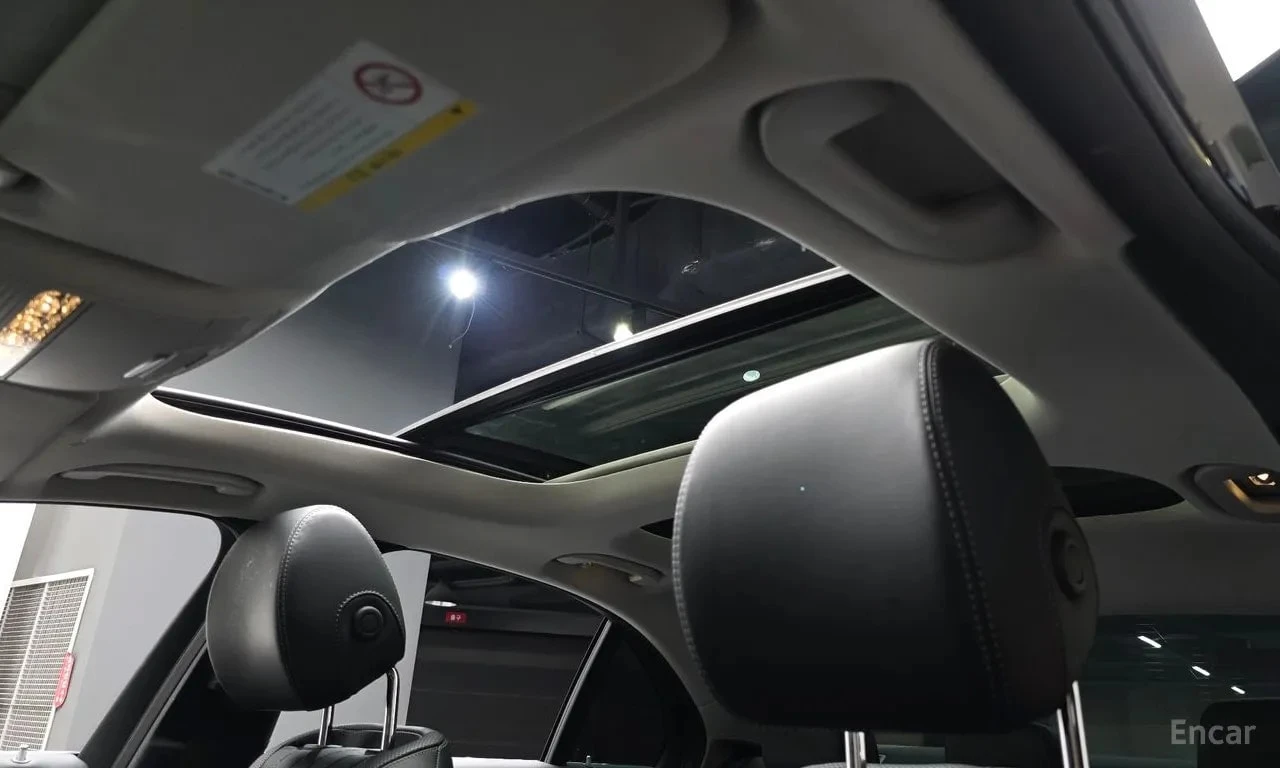 Mercedes-Benz E 400 * E400 4MATIC Exclusive * , снимка 16 - Автомобили и джипове - 56628258