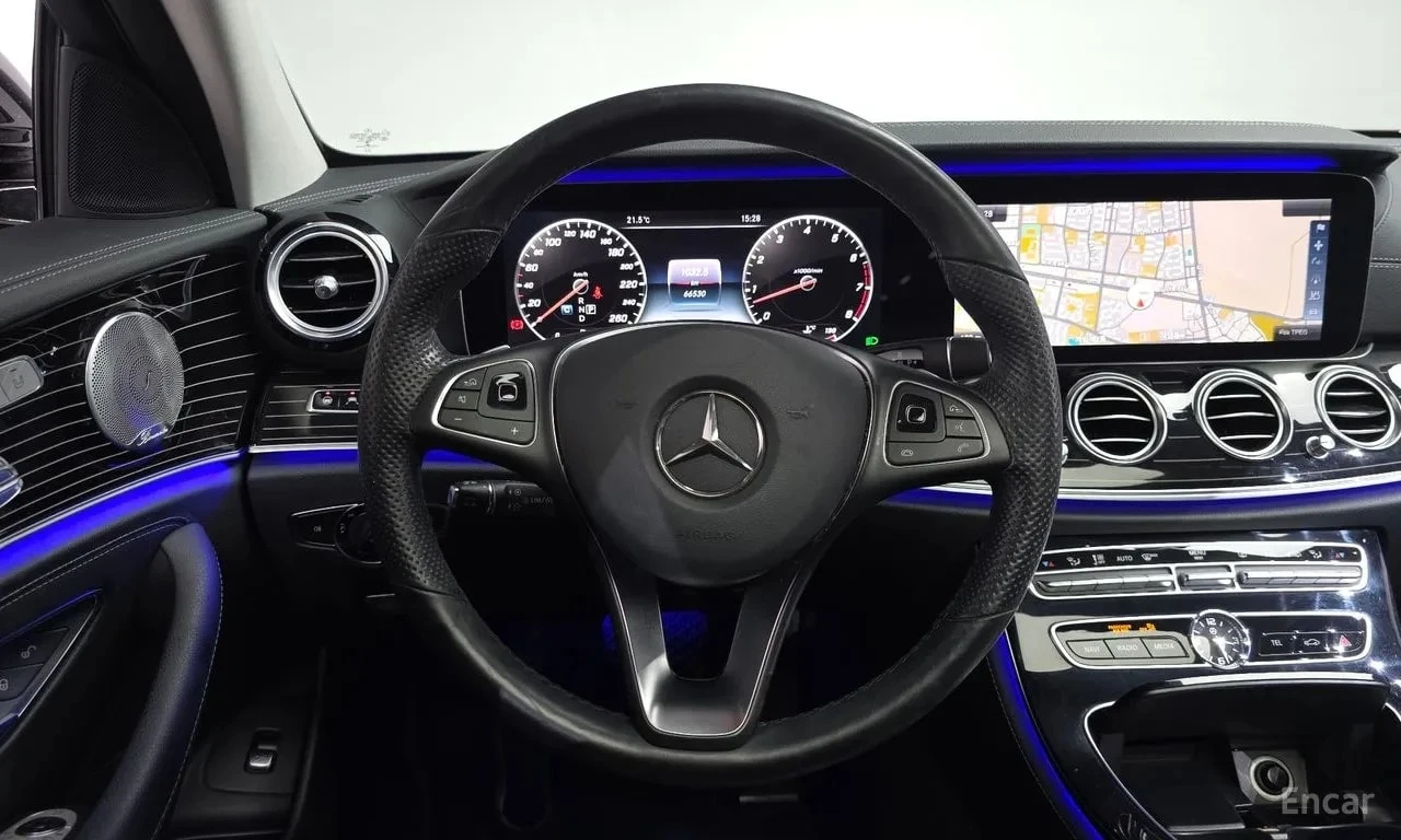 Mercedes-Benz E 400 * E400 4MATIC Exclusive * , снимка 13 - Автомобили и джипове - 56628258