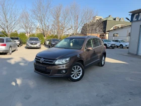 VW Tiguan 2.0 TDI 4x4 SERVICE BOOK, снимка 1