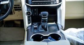 Toyota Land cruiser 300 VXR 4.0 V6 279hp , снимка 8